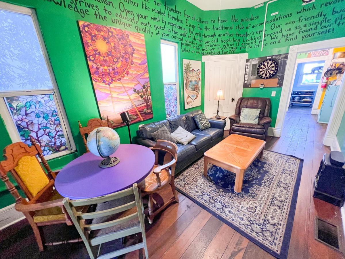 Ith San Diego Adventure Hostel (Adults Only) Экстерьер фото