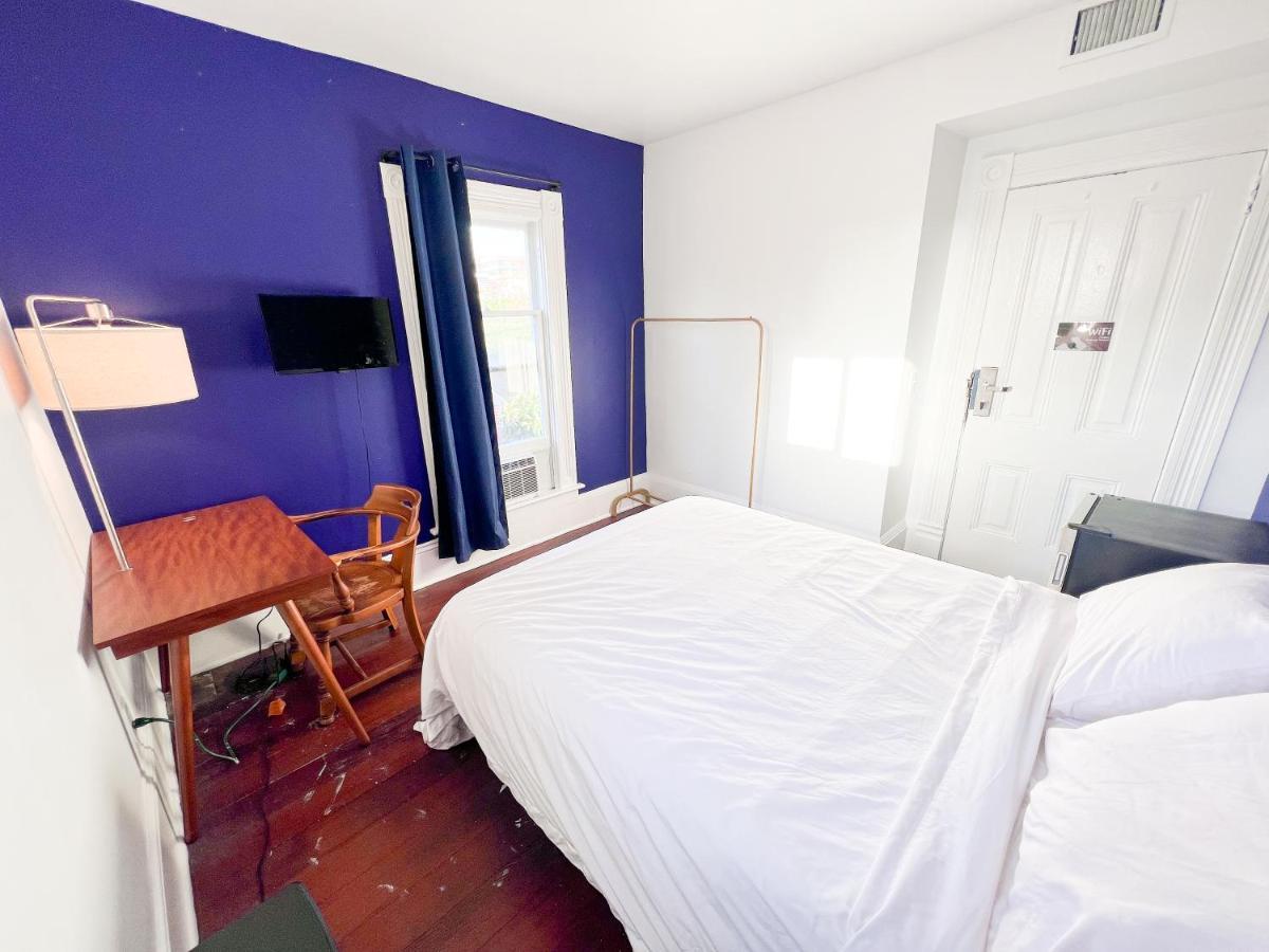 Ith San Diego Adventure Hostel (Adults Only) Экстерьер фото