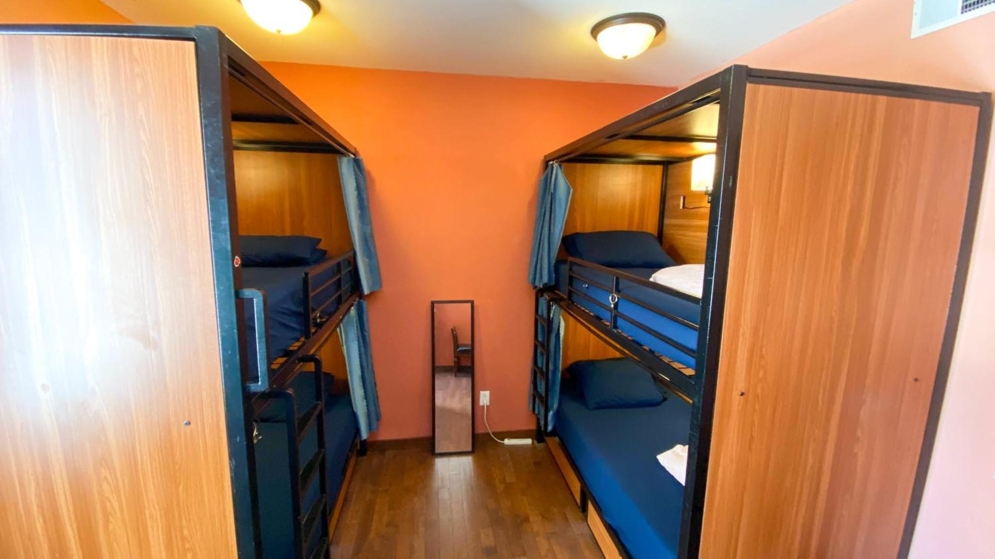 Ith San Diego Adventure Hostel (Adults Only) Экстерьер фото